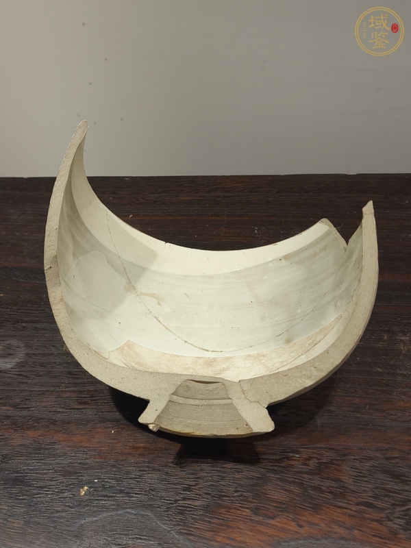 古玩陶瓷白地褐彩花卉紋標(biāo)本真品鑒賞圖