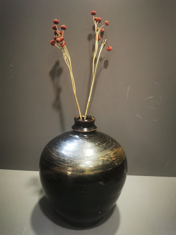 古玩轉(zhuǎn)賣金元磁州窯嘟嚕瓶拍賣，當(dāng)前價(jià)格0元