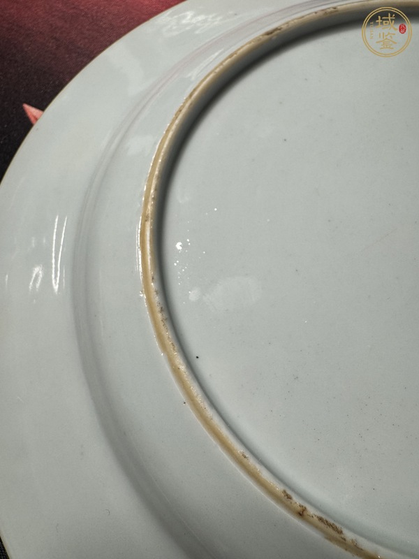 古玩陶瓷花鳥紋粉彩盤真品鑒賞圖