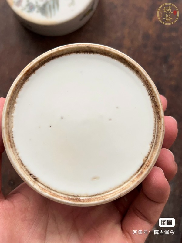 古玩陶瓷三娘教子圖粉彩蓋盒真品鑒賞圖