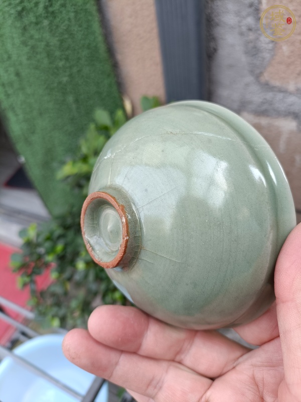 古玩陶瓷宋元·青釉盞真品鑒賞圖