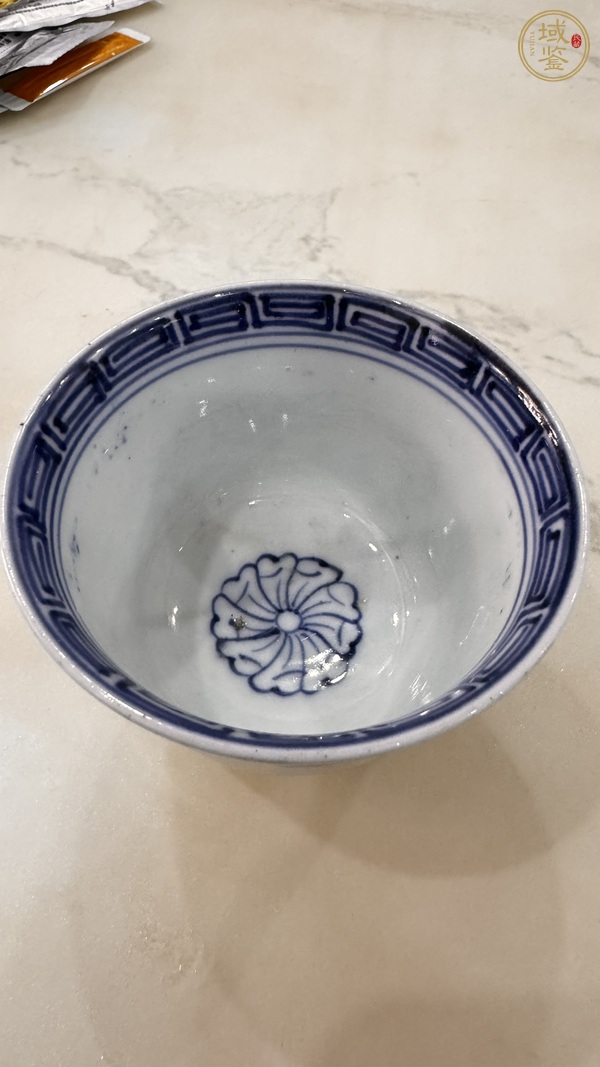 古玩陶瓷青花山水人物紋茶圓真品鑒賞圖