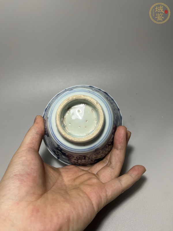 古玩陶瓷青花花卉紋茶碗真品鑒賞圖