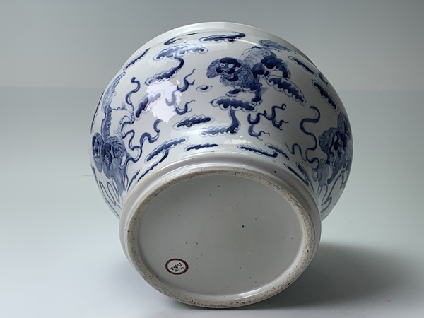 古玩陶瓷清晚期·青花獅子紋馬蹄尊拍賣，當前價格2936元