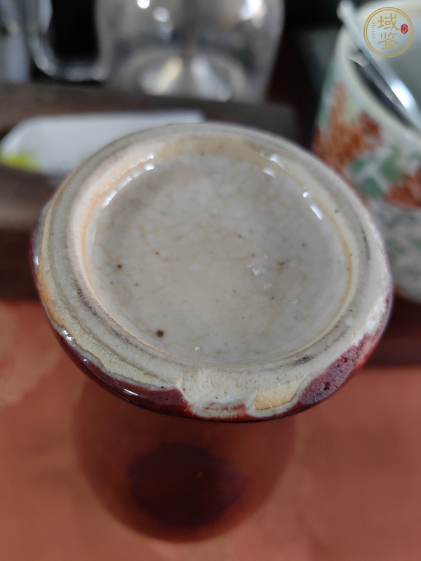 古玩陶瓷紅釉觀音瓶真品鑒賞圖