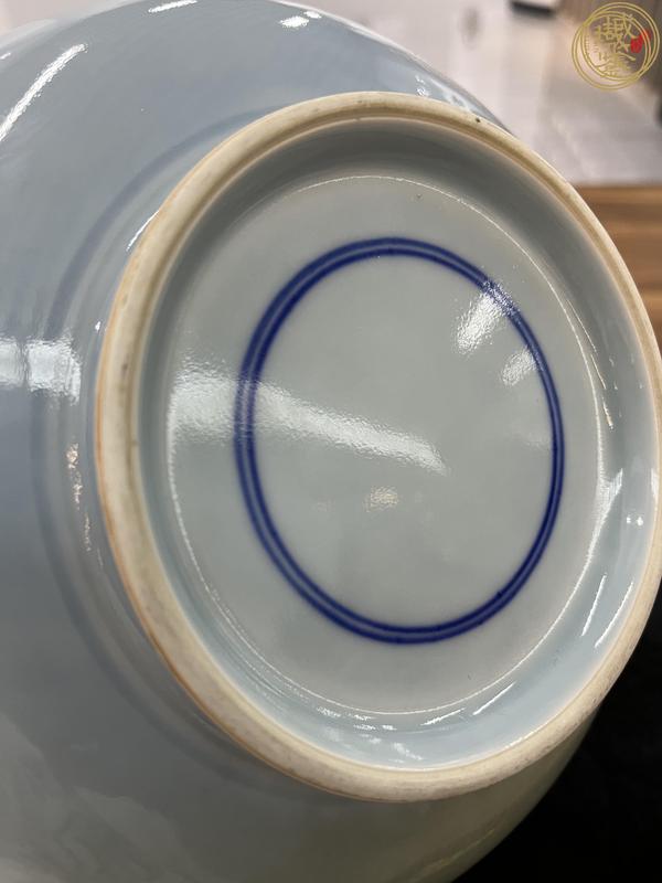 古玩陶瓷藍(lán)釉瓶真品鑒賞圖