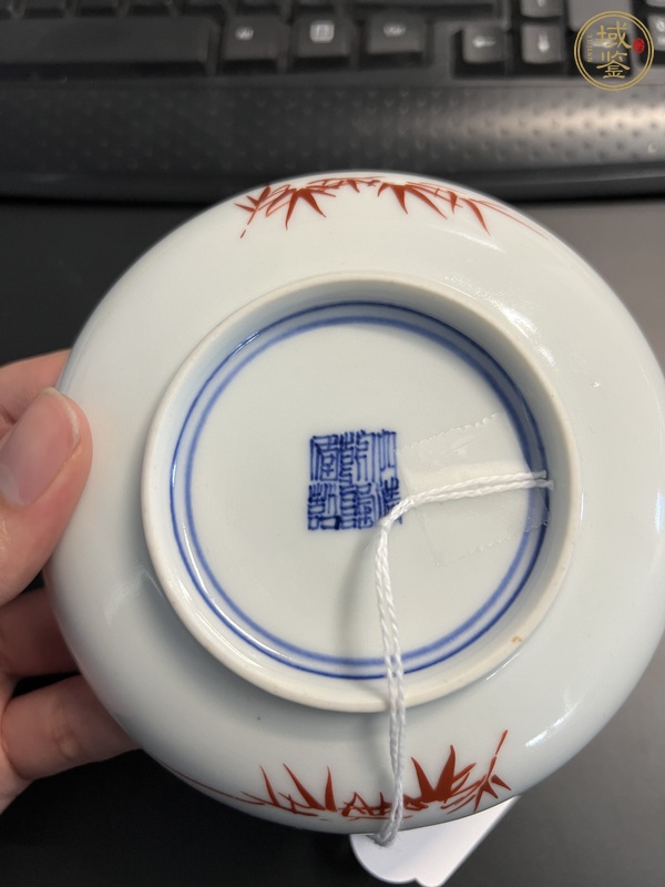 古玩陶瓷軋道粉彩皮球花盤真品鑒賞圖