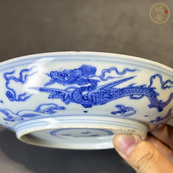 古玩陶瓷青花五彩龍鳳紋盤真品鑒賞圖