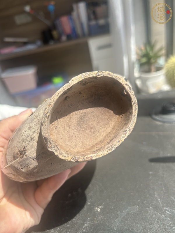 古玩陶瓷耀州窯紫金釉樹(shù)葉紋穿帶扁壺真品鑒賞圖