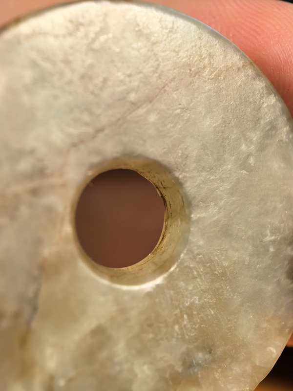 古玩玉器漢代地方玉璧拍賣，當(dāng)前價格25000元