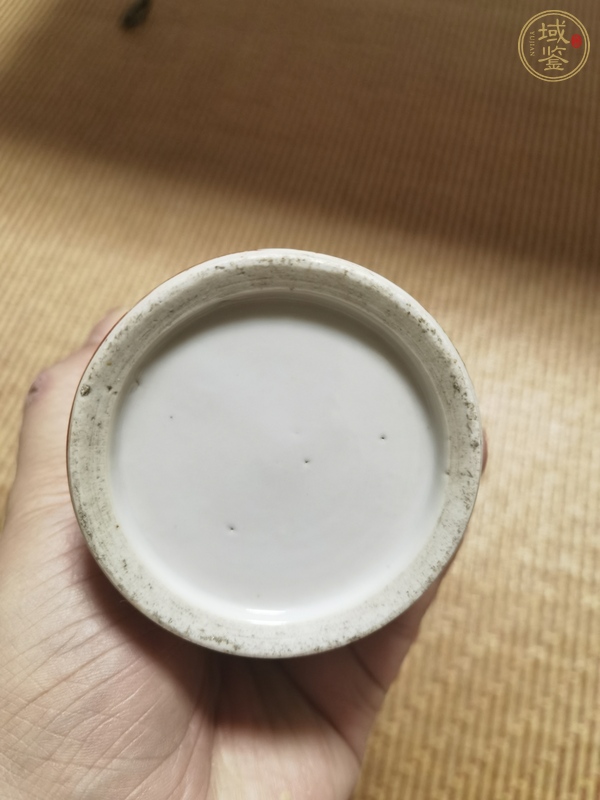 古玩陶瓷廣彩筆筒真品鑒賞圖