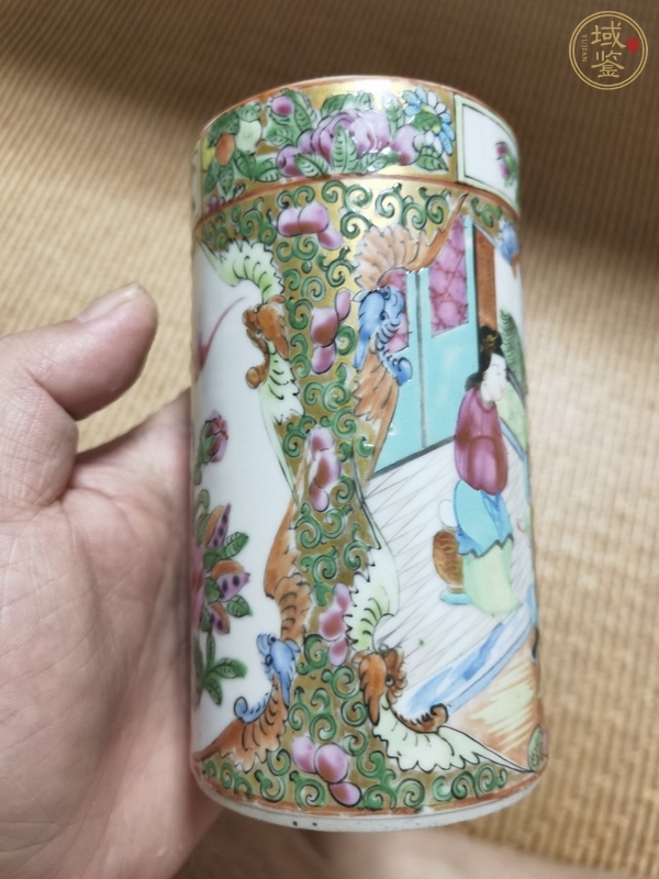古玩陶瓷廣彩筆筒真品鑒賞圖