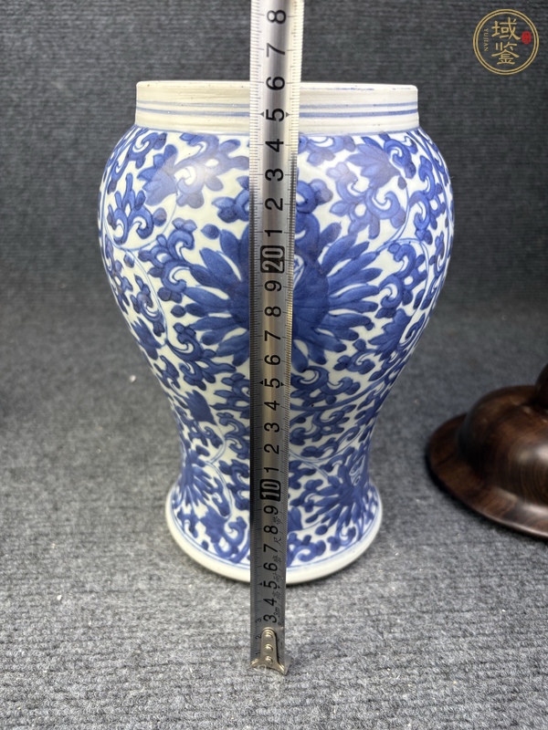 古玩陶瓷青花纏枝花卉紋半截鳳尾尊真品鑒賞圖