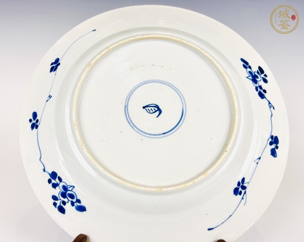 古玩陶瓷清康熙·提籃花卉青花盤真品鑒賞圖