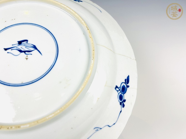 古玩陶瓷清康熙·青花花卉開窗折沿盤真品鑒賞圖