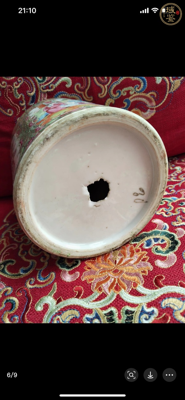 古玩陶瓷晚清廣彩筆筒真品鑒賞圖
