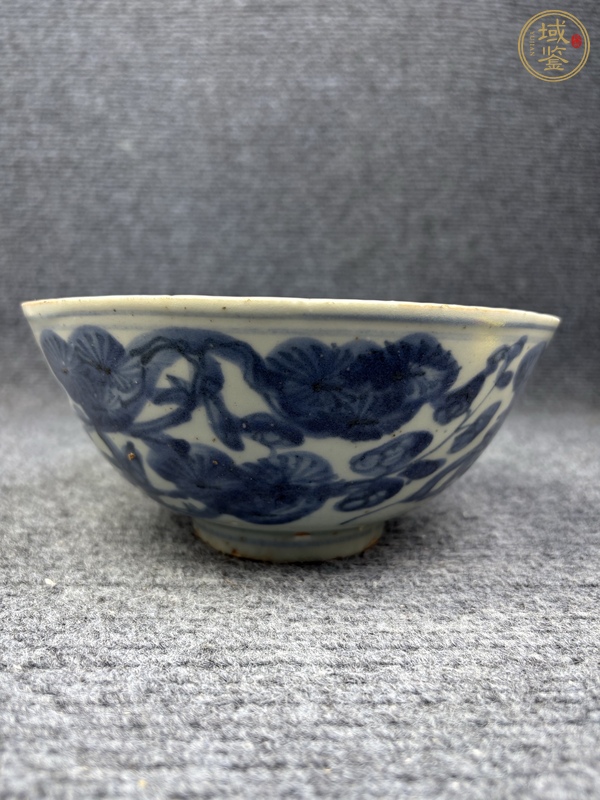 古玩陶瓷外青花松竹梅內葡萄紋大碗真品鑒賞圖