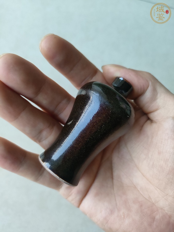 古玩陶瓷茶葉末釉梅瓶型鼻煙壺真品鑒賞圖