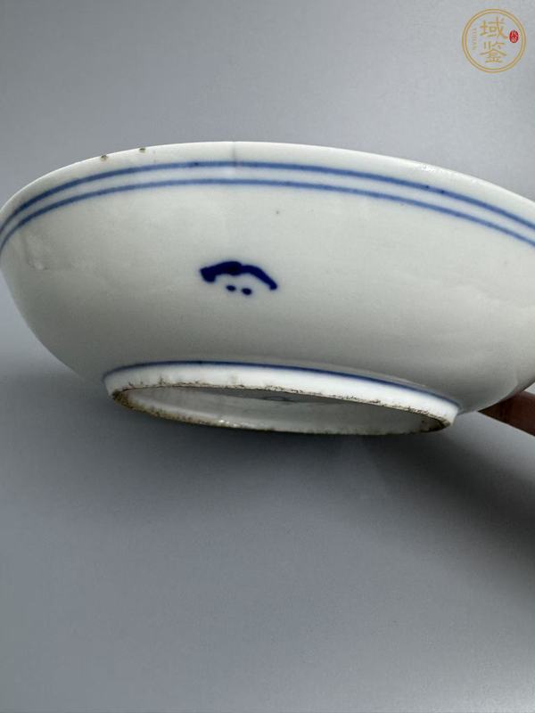 古玩陶瓷清中期青花江崖海水紋盤(pán)真品鑒賞圖
