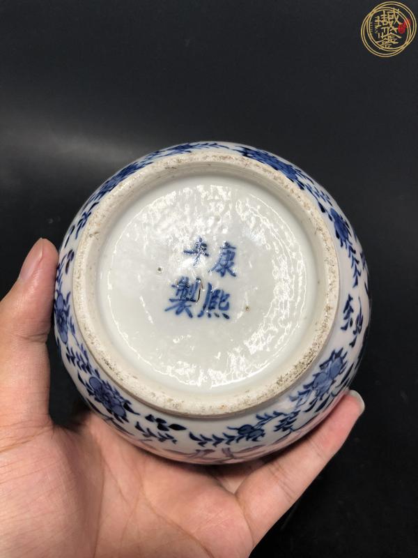 古玩陶瓷青花龍穿花紋長(zhǎng)頸瓶真品鑒賞圖