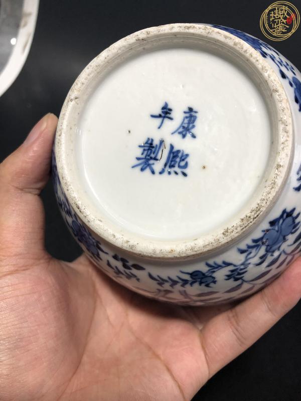 古玩陶瓷青花龍穿花紋長(zhǎng)頸瓶真品鑒賞圖