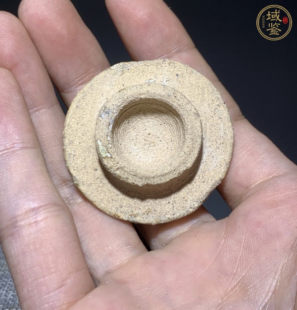 古玩陶瓷龍泉青瓷蓋罐真品鑒賞圖