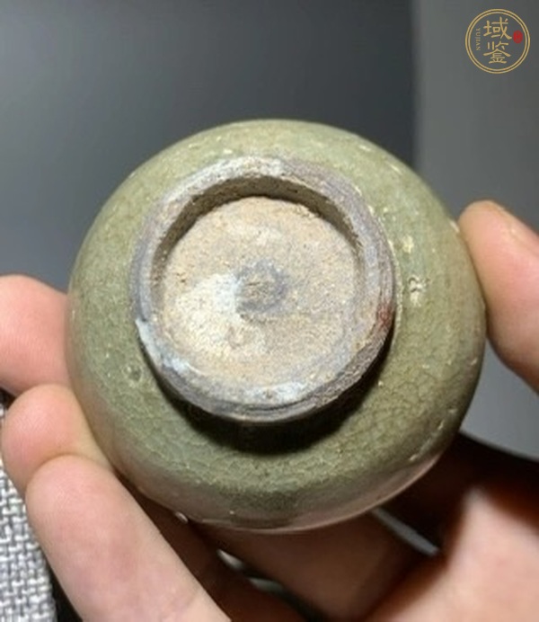 古玩陶瓷龍泉青瓷蓋罐真品鑒賞圖