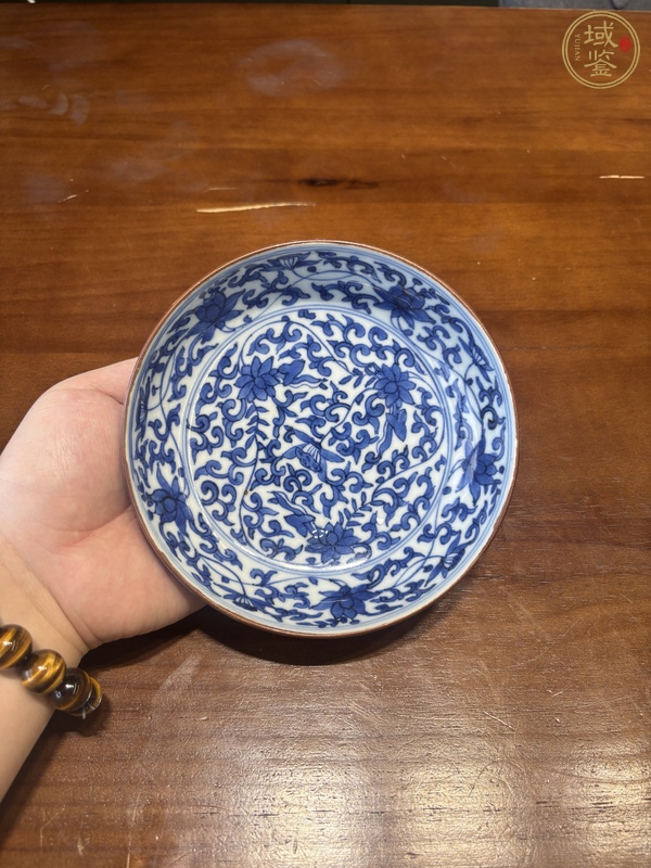 古玩陶瓷青花纏枝花卉紋盤真品鑒賞圖