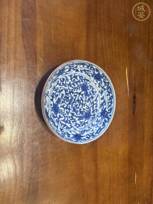 古玩陶瓷青花纏枝花卉紋盤真品鑒賞圖