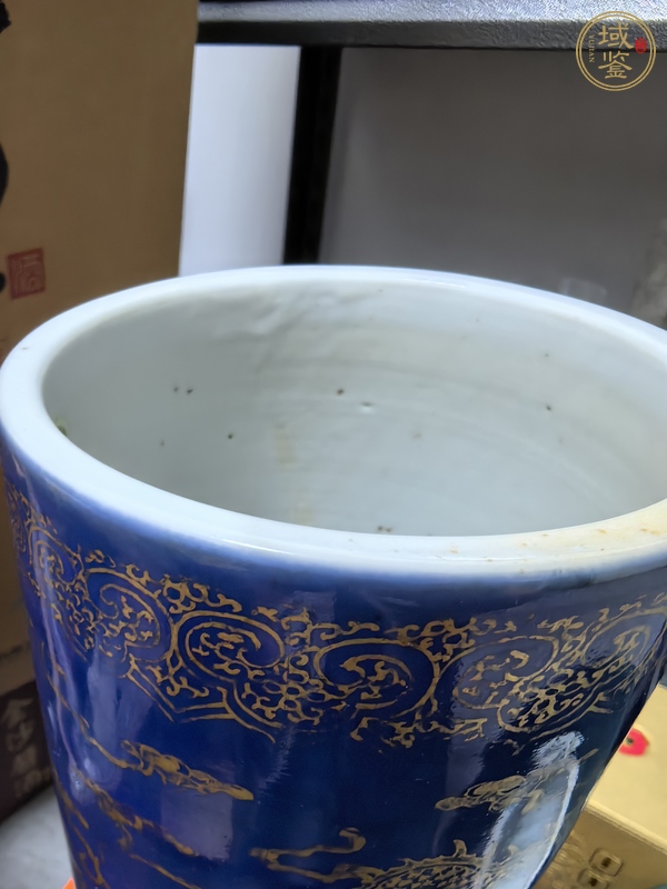 古玩陶瓷藍釉描金龍紋帽筒真品鑒賞圖