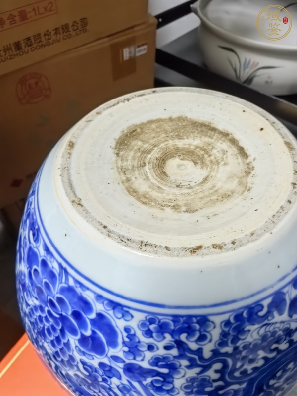 古玩陶瓷鳳穿牡丹紋青花缸真品鑒賞圖