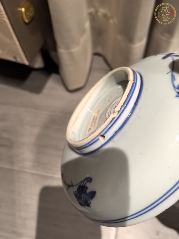 古玩陶瓷青花折枝花卉紋盤真品鑒賞圖