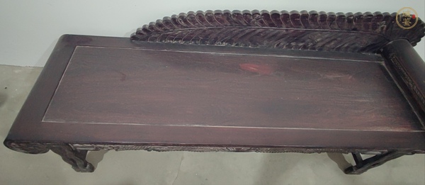 古玩字畫大葉紫檀貴妃床真品鑒賞圖