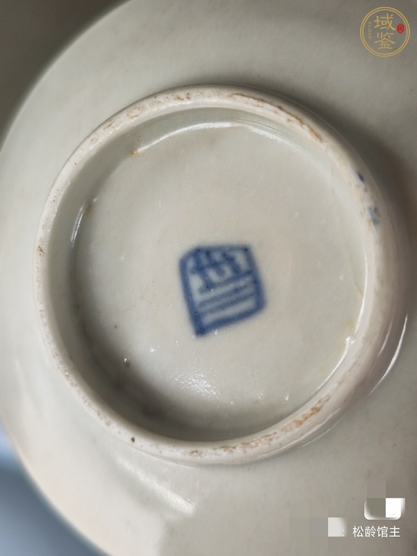 古玩陶瓷藍料獅子紋花口盤真品鑒賞圖