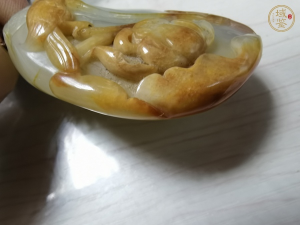 古玩玉器天然和田玉籽料雕件真品鑒賞圖