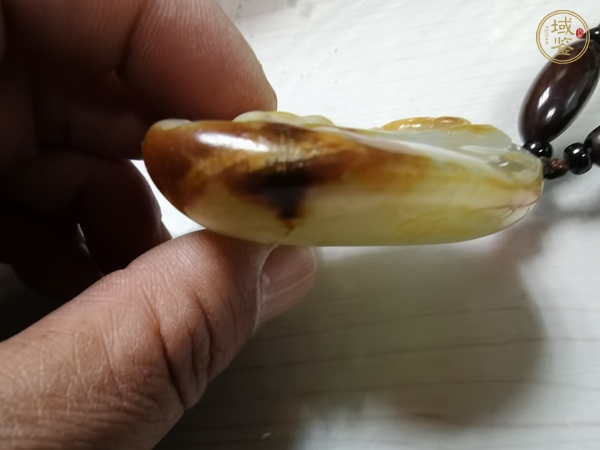 古玩玉器天然和田玉籽料雕件真品鑒賞圖