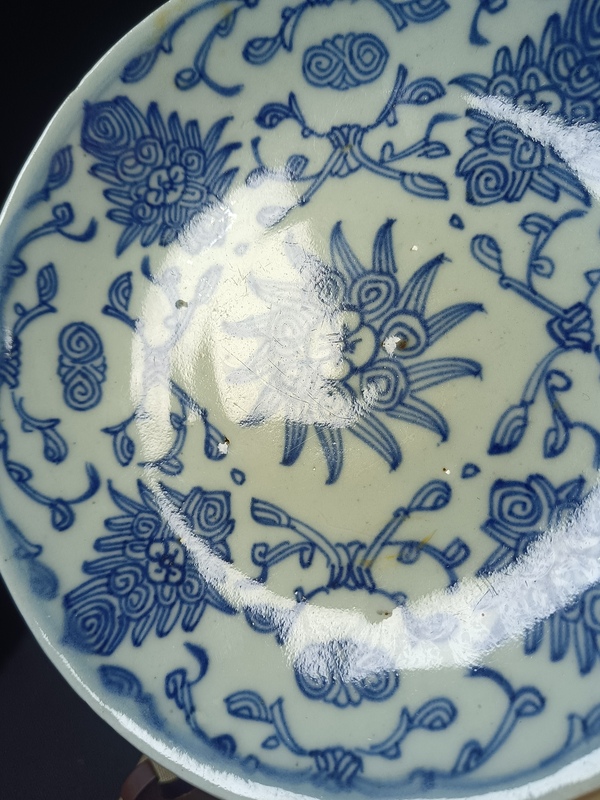 古玩陶瓷（全品）清中期嘉道青花纏枝蓮花卉盤(pán)直徑18.5cm拍賣，當(dāng)前價(jià)格550元