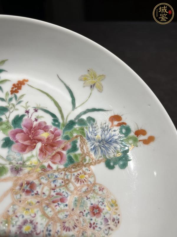 古玩陶瓷花卉紋粉彩盤真品鑒賞圖