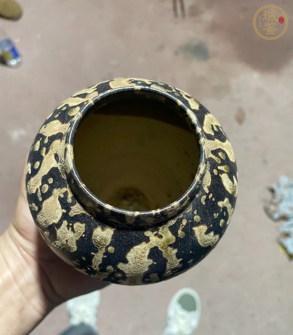 古玩陶瓷吉州窯玳瑁斑紋罐真品鑒賞圖