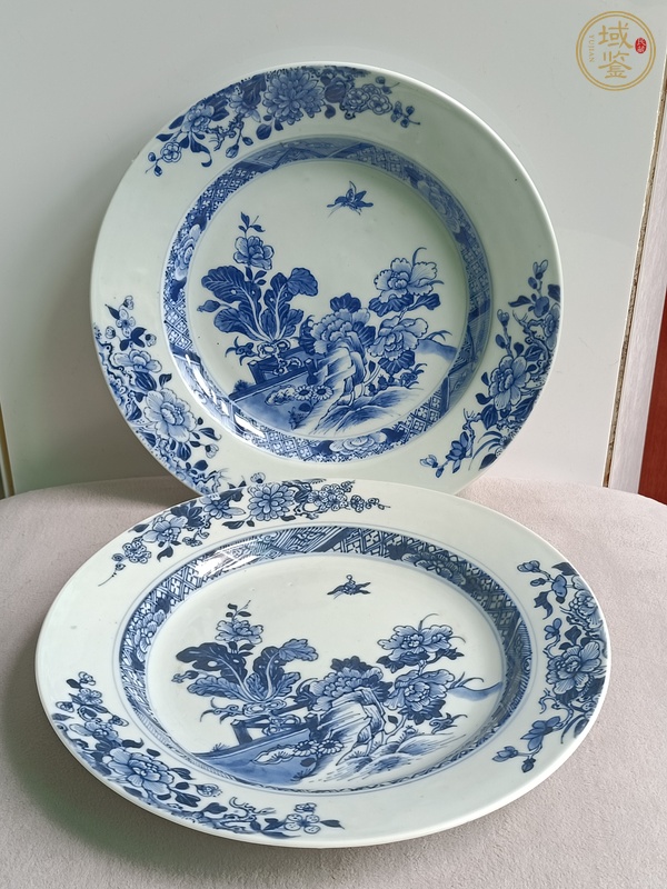 古玩陶瓷青花山水紋盤真品鑒賞圖