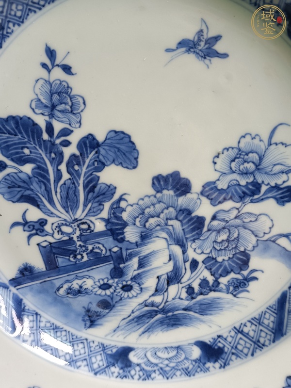 古玩陶瓷青花山水紋盤真品鑒賞圖