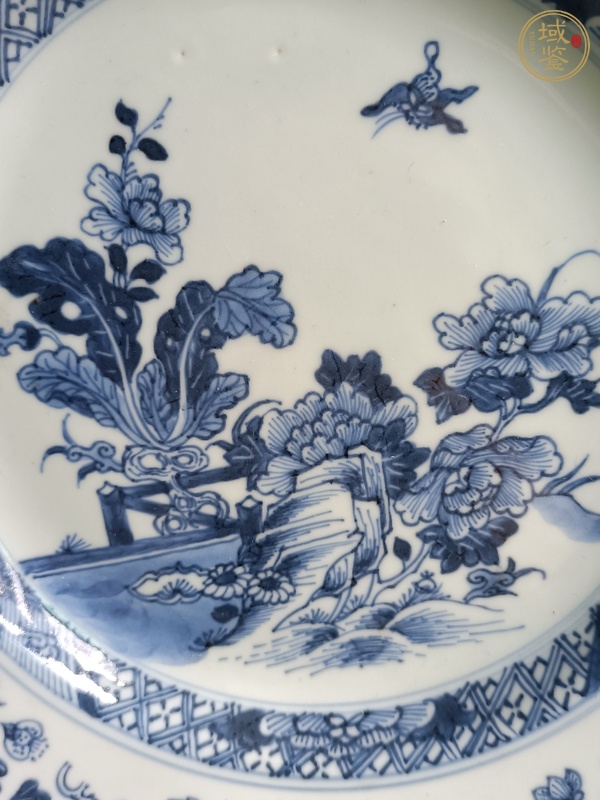 古玩陶瓷青花山水紋盤真品鑒賞圖