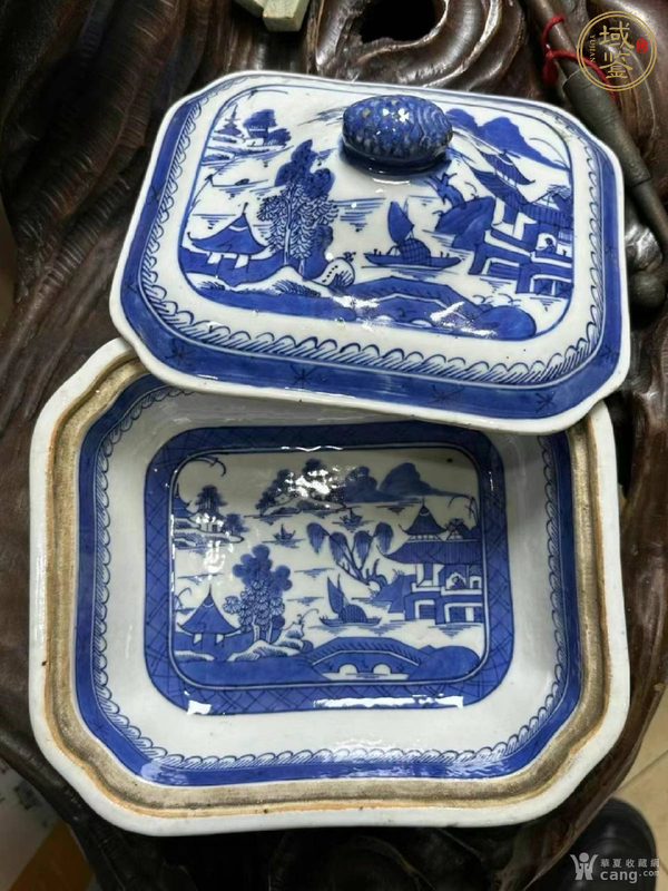古玩陶瓷青花山水紋蓋缸真品鑒賞圖