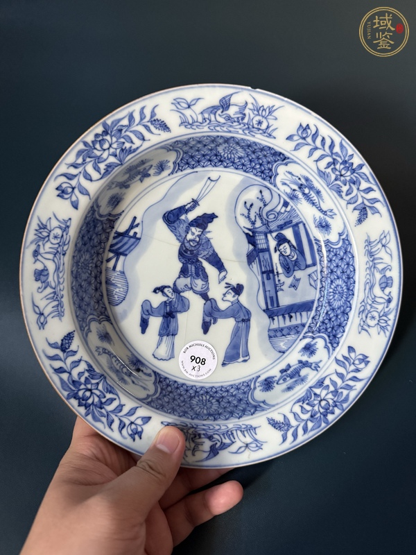 古玩陶瓷青花盤真品鑒賞圖