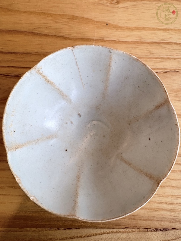 古玩陶瓷青白釉葵口盞真品鑒賞圖