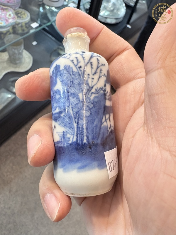 古玩陶瓷皮球花青花鼻煙壺真品鑒賞圖