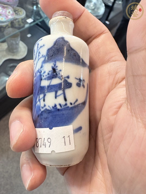 古玩陶瓷皮球花青花鼻煙壺真品鑒賞圖