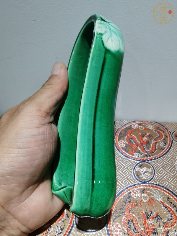 古玩陶瓷綠釉仿生瓷洗真品鑒賞圖
