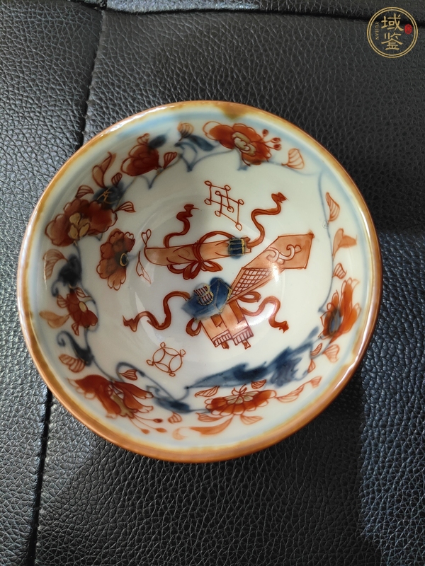 古玩陶瓷外紫金釉內青花礬紅博古圖杯真品鑒賞圖