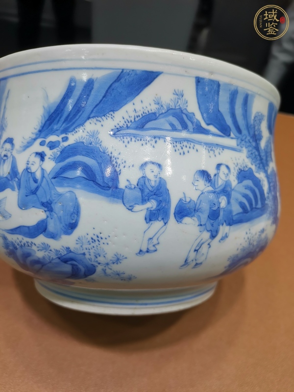 古玩陶瓷青花人物故事紋爐真品鑒賞圖